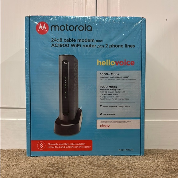 Motorola Black Modem-Router Combo for Seamless Networking - Picture 1 of 4
